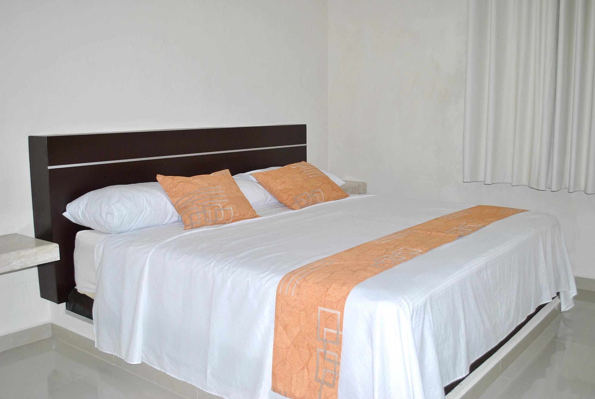 Apartahotel Playa Encantada 3*